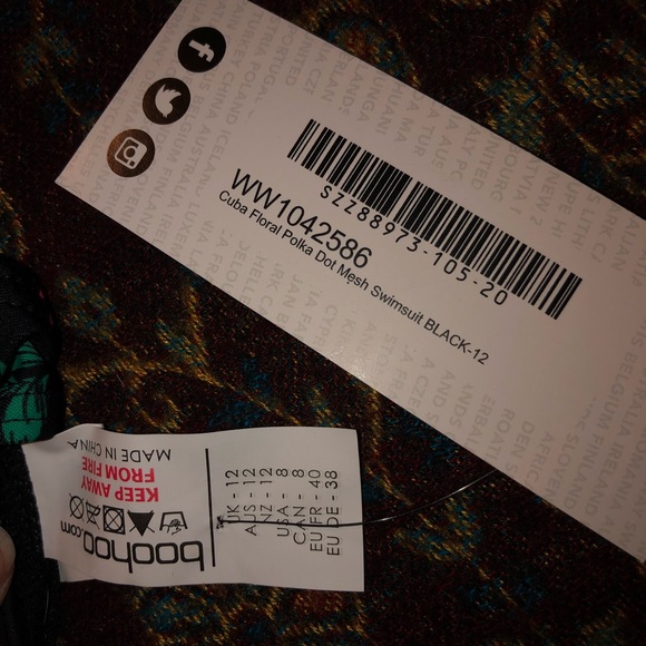 Boohoo Floral/Lace Cutout Swimsuit New With Tags - Picture 3 of 6